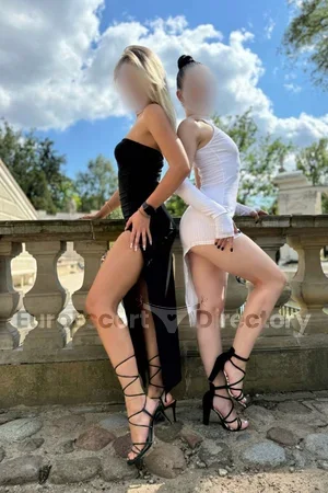 Mia Kira duo with girl