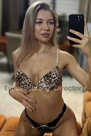 Alice Euro Escort