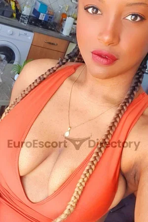 Kimsie Euro Escort