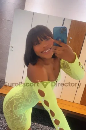 Lucy Euro Escort