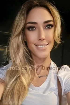 Bella Skye escort