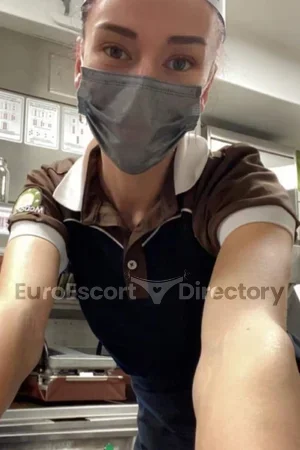 Julia Euro Escort