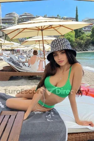 Yana Euro Escort