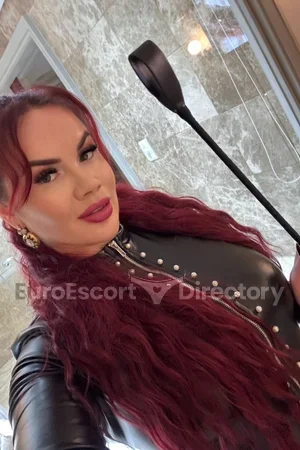 Dominatrix Lilith