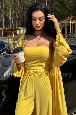 Karina Euro Escort