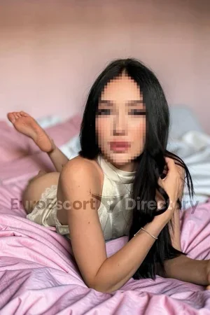 Maya Euro Escort