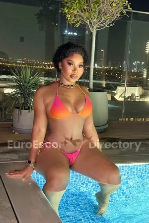 Berry Euro Escort