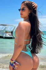 Julia F