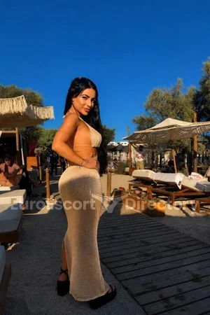 Daniele Vieira escort