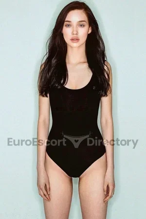 Jenya Euro Escort