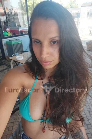 Thalia Fernandes