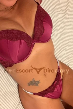 Yanela