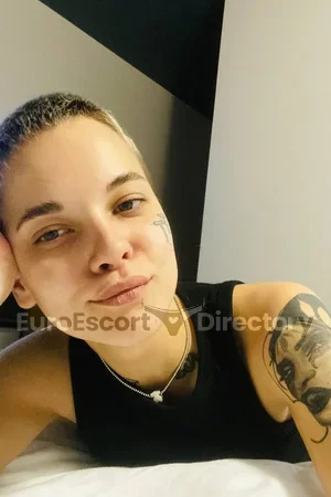 Alisa Euro Escort