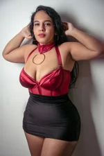 Karla Masseuse