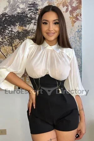 Mia Euro Escort