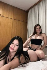 Tifany Catalina duo with girl