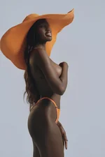 Bonnie Brown
