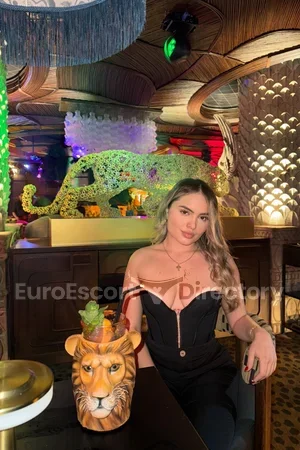 Yasmin Euro Escort