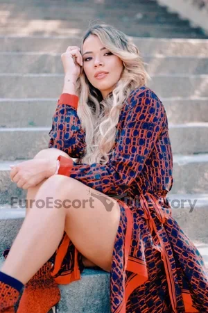 Andrea Euro Escort