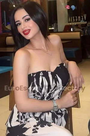 Noora Euro Escort