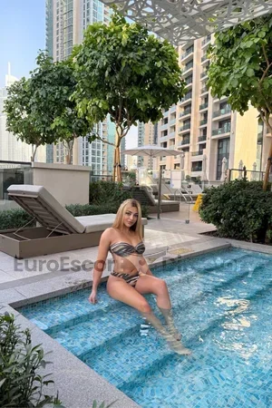 Amelia Euro Escort