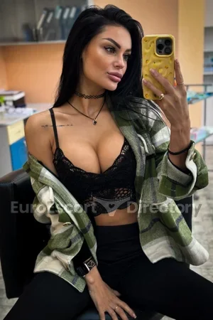 Karina Euro Escort