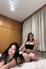 Tifany Catalina duo with girl