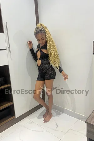 Kat Nova escort
