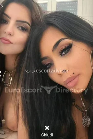 Bruna Paola duo with girl