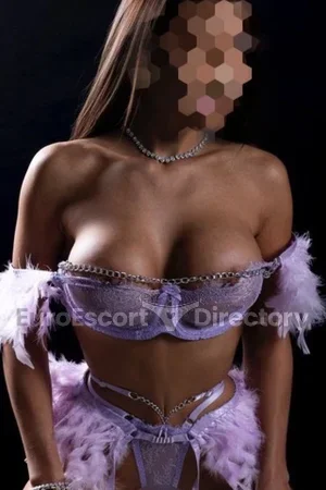 Lilly escort