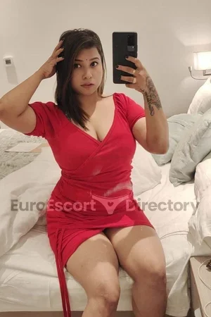 Divya escort