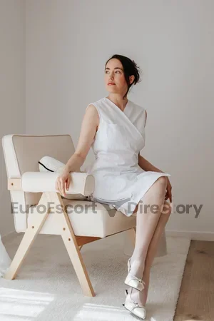 Nadia Masseuse
