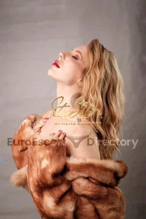 VIKI STARS escort