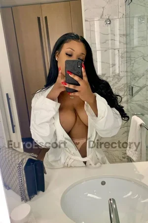 Nikhol Euro Escort