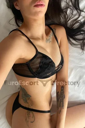 Lina Euro Escort