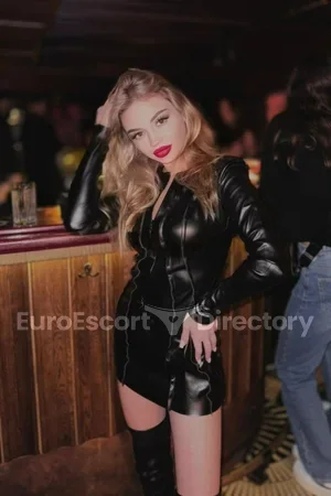 Eva escort