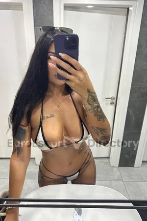 Mia