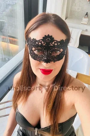 Dominatrix Alina Euro Escort
