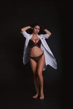 Alesiaa25