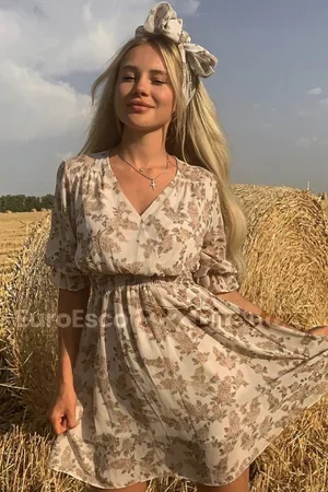 Katirina Euro Escort