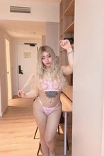 Bella Woolf
