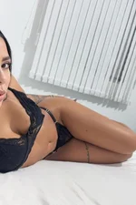 Charllote Masseuse