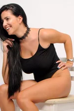 Alesiaa25