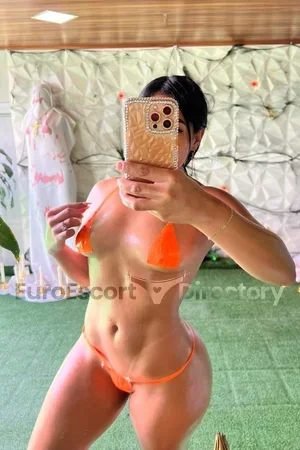 Martina Euro Escort