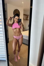 Raquel Buzze