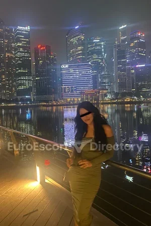 Naomi Bellucci Euro Escort