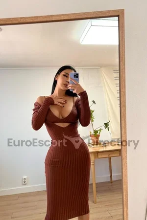 Lin Euro Escort