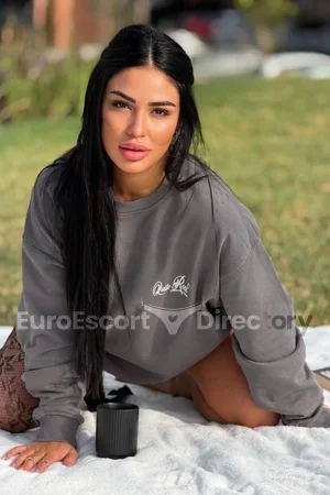 Miss Coco escort