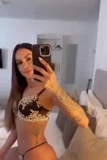 Raquel Buzze