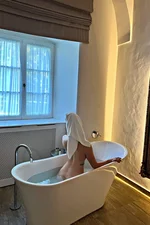 Laura